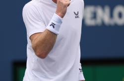 穆雷迎来二十赛季高光表现，加拿大队球迷沸腾！的简单介绍