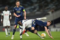 集结日托特纳姆调整名单以备欧联；门线救险环节打磨；赛场秩序良好；医务组通报恢复的简单介绍